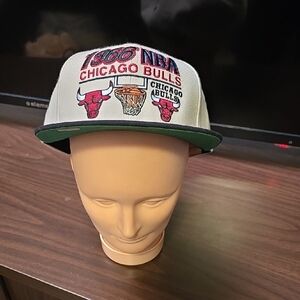 Chicago Bulls Gray Snapback Hat